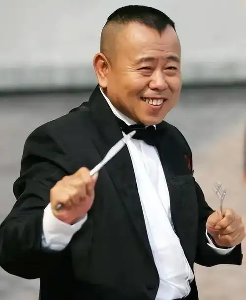 没想到2024年刚来66岁潘长江又出来丢脸网友坐不住了