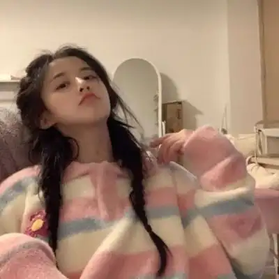 qq头像图片2021最新款女生