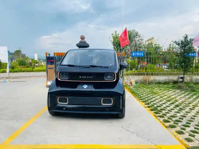 五菱kiwi霸道中不失可爱