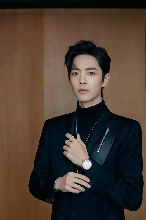 肖战西装造型小合集出众的气质挺拔的身姿超优越