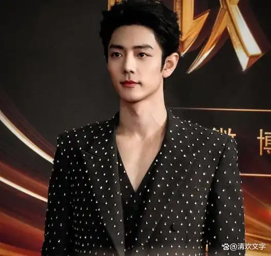 身在名利场,明星的咖位如何也体现得淋漓尽致,其中,肖战咖位的飞升
