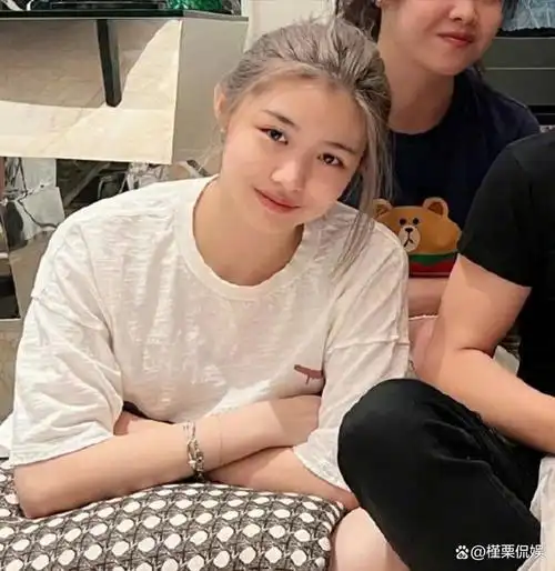 葛荟婕直播怒斥汪峰,自曝18岁小苹果要出道,不满女儿签那英公司