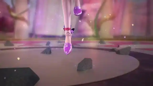 叶罗丽:灵公主和时希公主两人的鞋子都高贵,衬托她们的气质