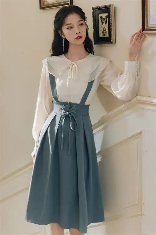 艳如飞森女系背带裙两件套秋季泫雅风衣服少女学生森系文艺复古套装女