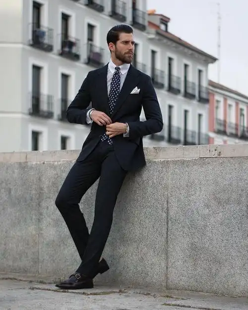 成都西服定制 | 雅痞绅士的品味,是不流于平庸,也不改变初衷!