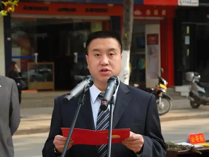 巧家县2012年度"综治宣传月"活动拉开帷幕