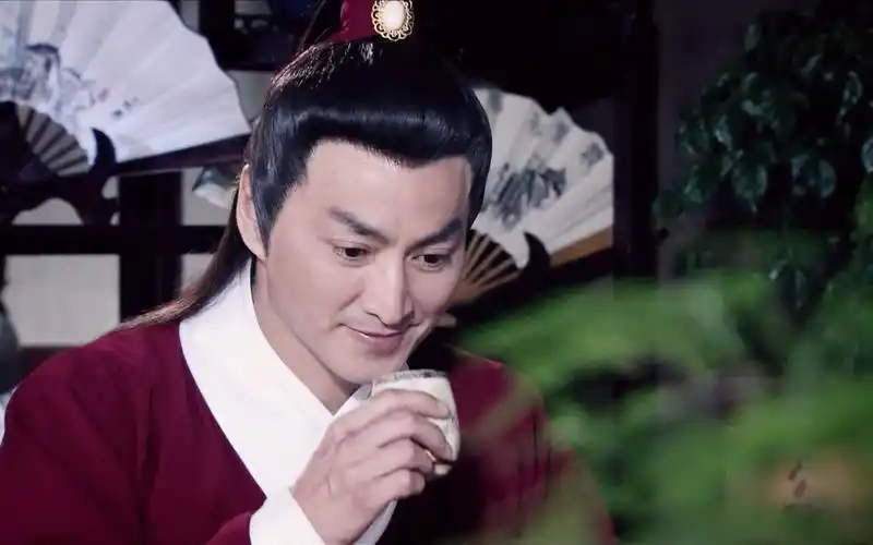 何家劲展昭松烟入墨