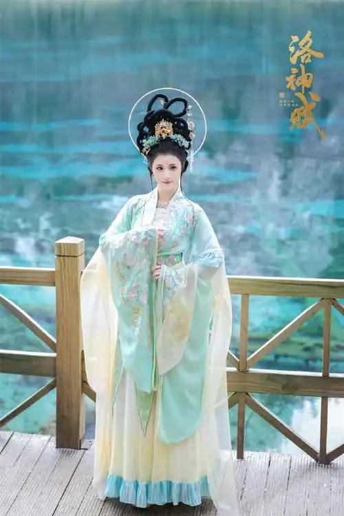 置顶洛神赋之汉水女神,2.20上新啦汉服超话#汉服上新##洛神时刻