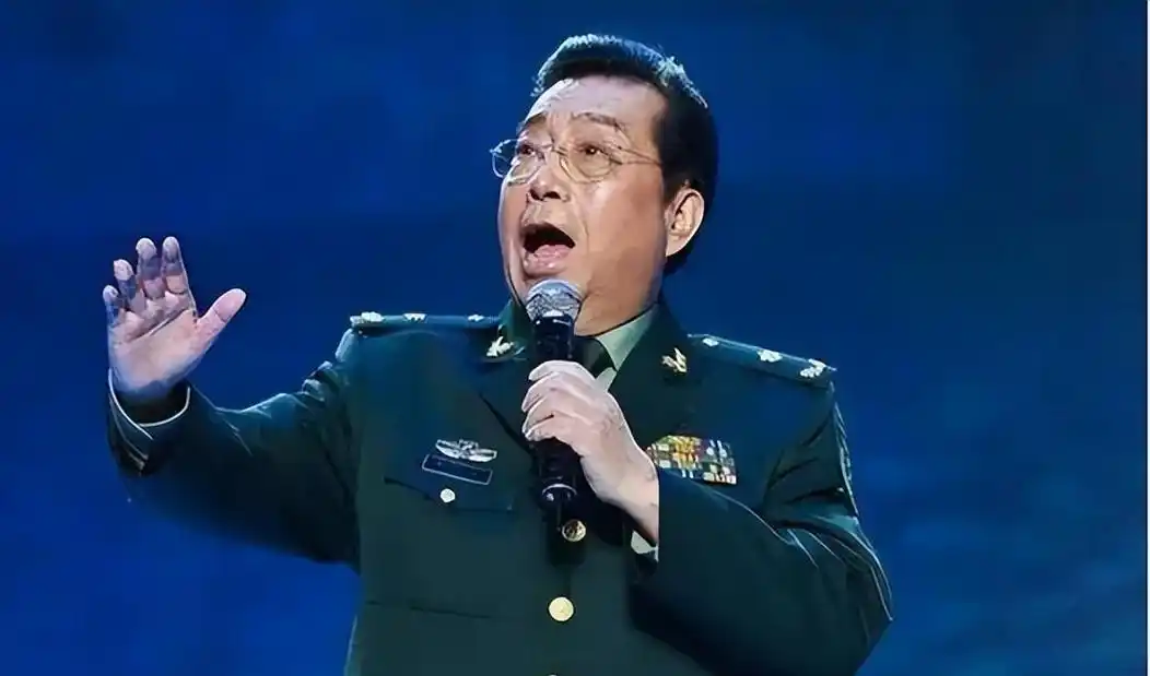 84岁李双江点评《罗刹海市》,短短几字表达自我,其儿子再被提及