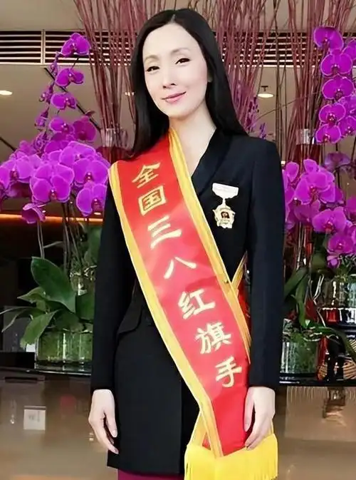 越低调越出乎意料在国内消失的陶虹她的资产才令人惊讶