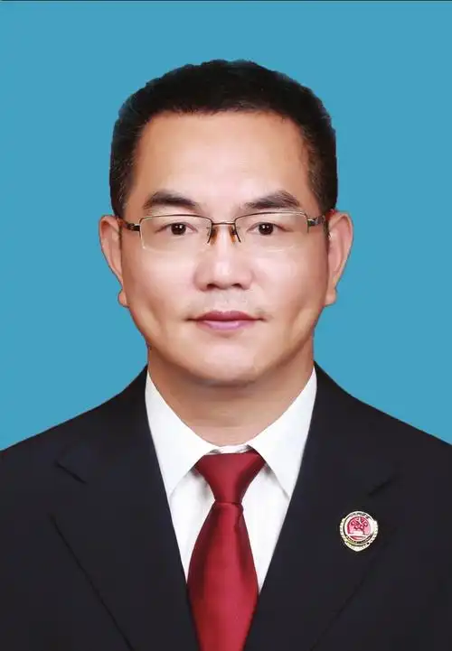 黄岩区区长区监察委员会主任区人民法院院长区人民检察院检察长简介