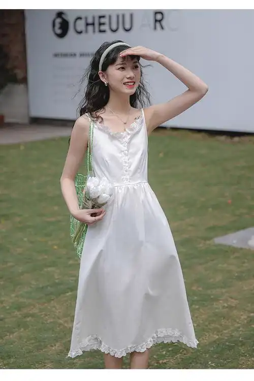 实拍夏超仙温柔风中长款学院白裙子初恋裙花边吊带连衣裙女 - 17网