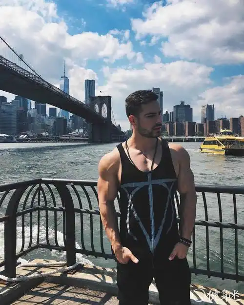 男模roman khodorov图片 欧美帅哥性感猛男 俄罗斯 乌克兰 健身迷网