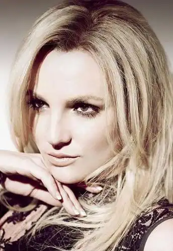 布兰妮-斯皮尔斯信息时报讯美国天后布兰妮-斯皮尔斯(britney spears)