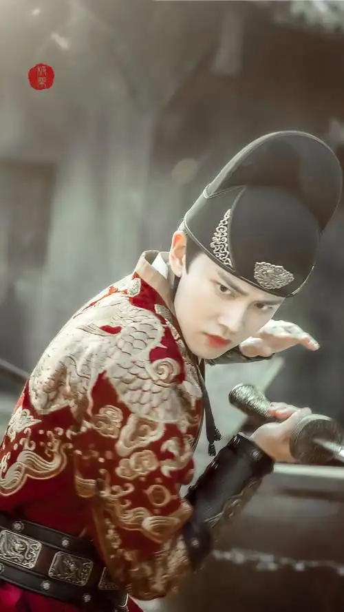 今夏既是我的软肋,也是我的盔甲. --陆绎