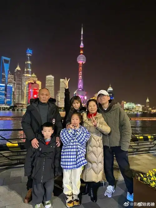 杨迪再次发文回应自己和谈了十几年的女朋友分手了!__财经头条