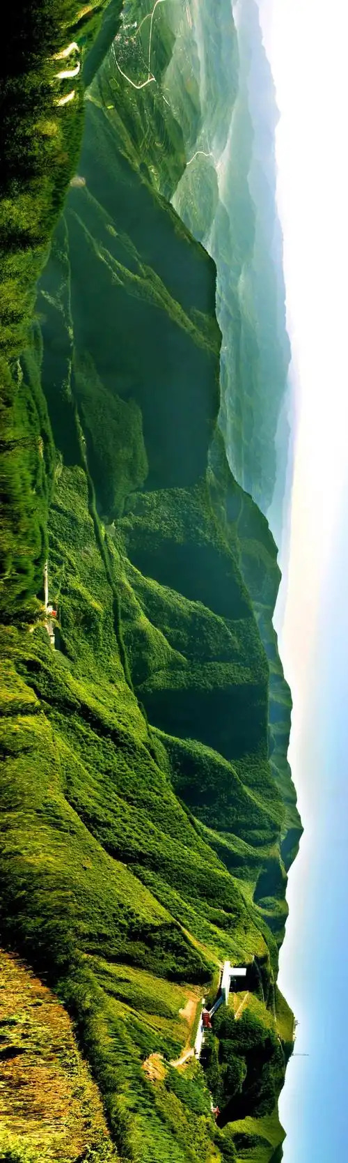 六盘山红军长征景区航拍宁夏南部最重要的城市是固原,这里自古是军事