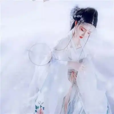 古风女头像真人唯美图片 2020清冷古装汉服女头 - 女生头像 - 潮人