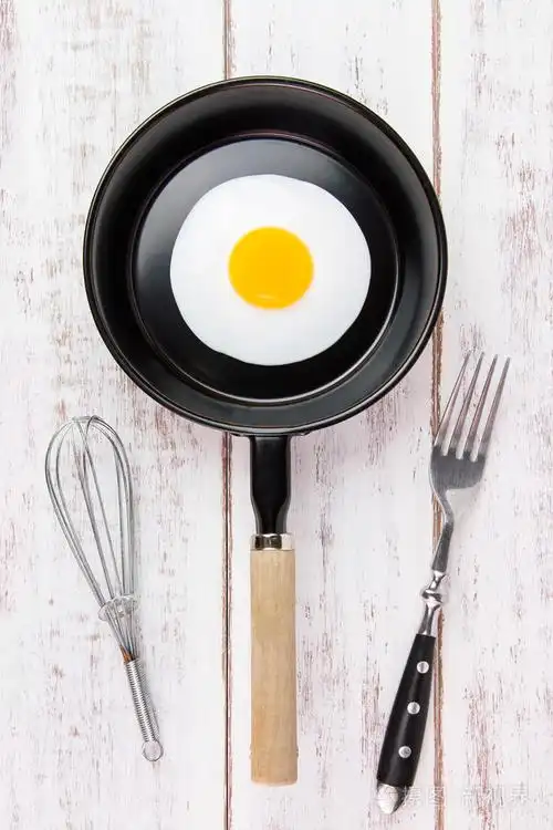 柄上白色木板,顶级六小平底锅煎蛋