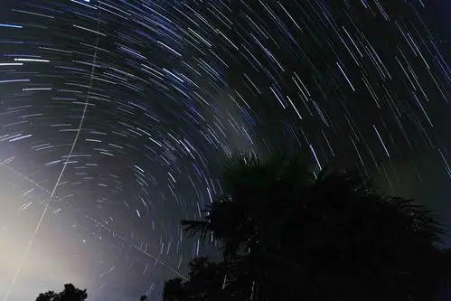浪漫七夕夜流星雨图片