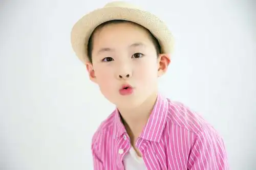 小力同学七岁照片