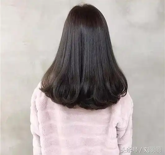 发尾烫才是今冬的主流发型