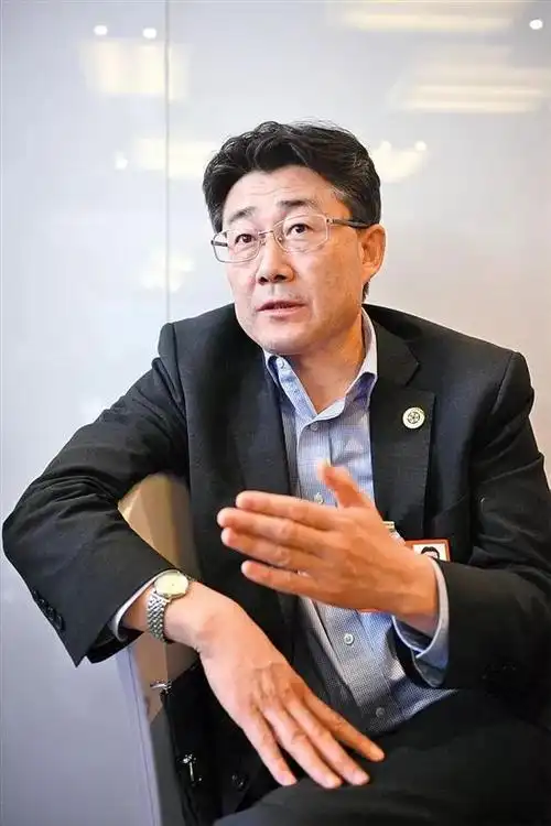 颜宁当选美国科学院士,明明可以靠脸非要拼智商