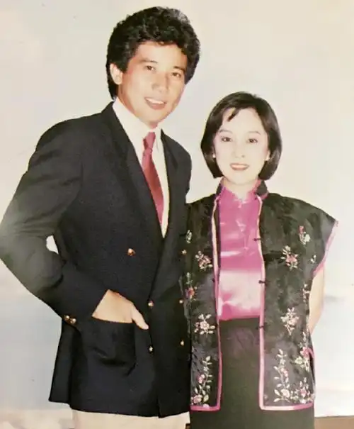 1966年,秦汉便考入中央电影公司训练班,自从踏上专业演员的道路