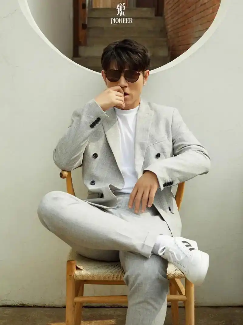 高晓攀没有伞的孩子必须努力奔跑