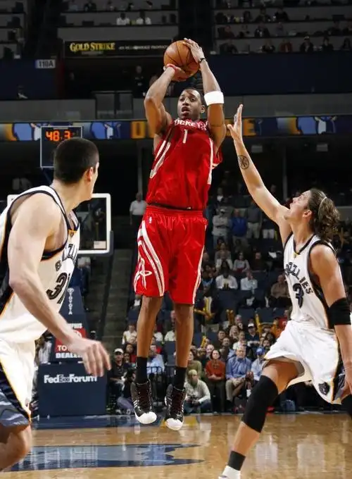 麦格雷迪经典跳投集锦 ,若不是伤病他会达到怎样的高度?