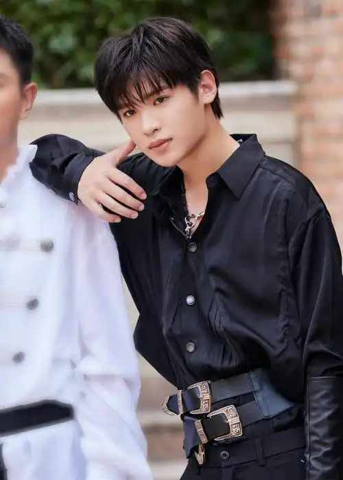 黄明昊极限挑战##极限挑战