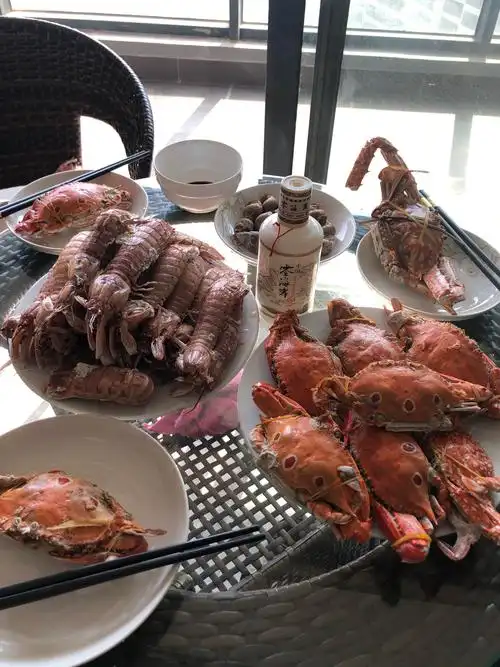 带老妈第二次游北海老街,中午回家吃海鲜大餐!