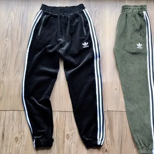 ad0065 – adidas三叶草灯芯绒束脚运动裤