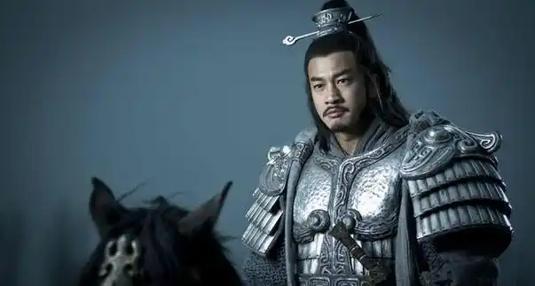 2012年,何润东在《楚汉传奇》中扮演了项羽,关于何润东所扮演的这个