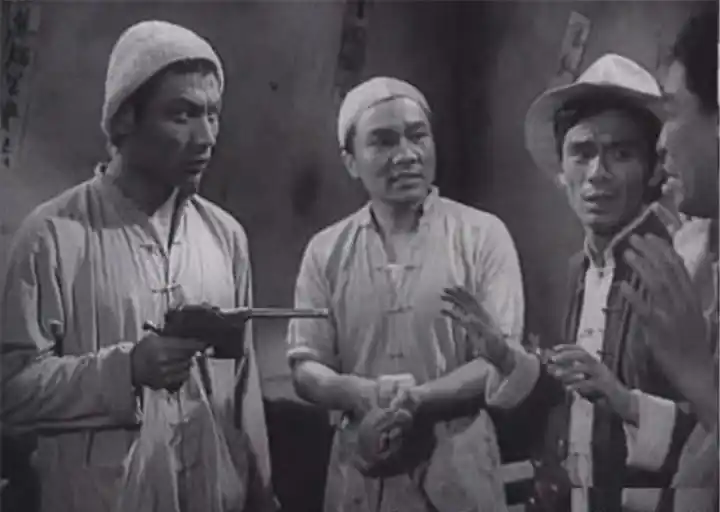 《平原游击队》:讲述抗战时期,为了更好的中国奉献自己