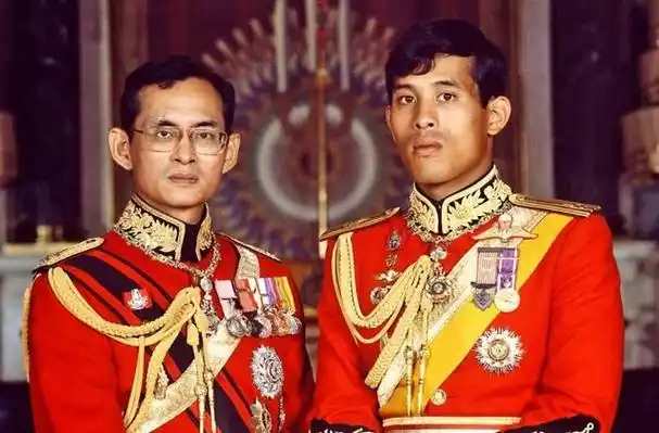 泰国国王坦承:他也是普通人,有时也会感到伤心失望