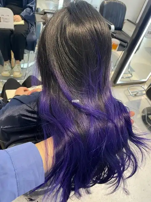 就很特别又很独特的染发,绝对是秋冬大火的色彩哦97不挑肤色 黄皮肤