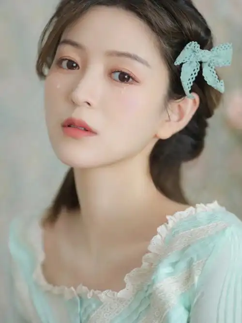 哼我哭了仙女落泪写真给几分04