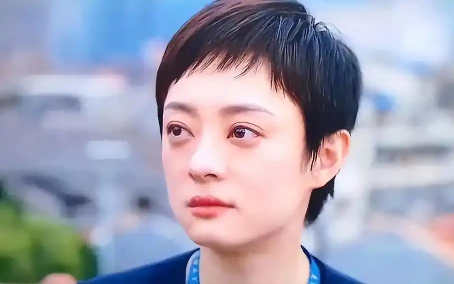 孙俪最新照片出炉,引无数网友哀嚎一片:不!你不是我们的娘娘了