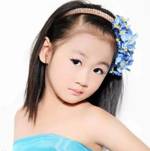 含着金钥匙出生的女孩,天生有公主命