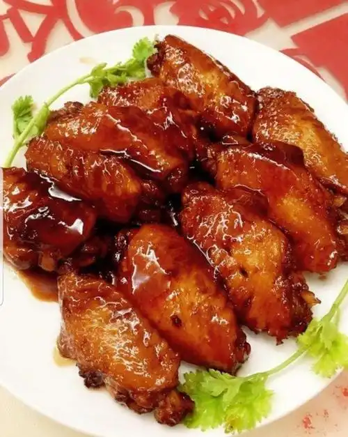 可乐鸡翅(不好吃我吃手机)