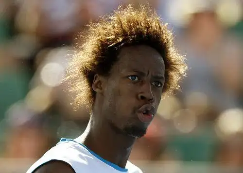 组图:孟菲尔斯3-0胜阿奎罗 法国黑人仰天长啸