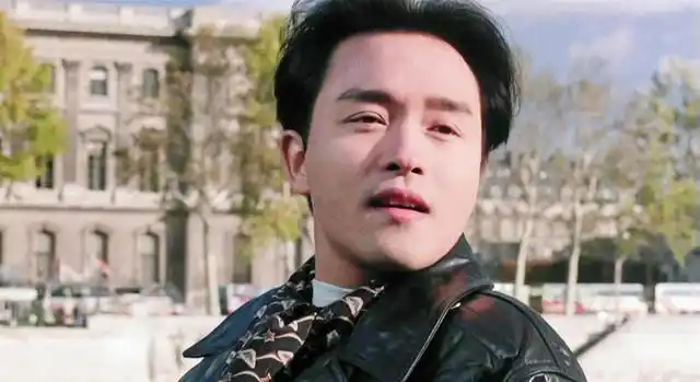 商业大片纵横四海张国荣饰演阿占