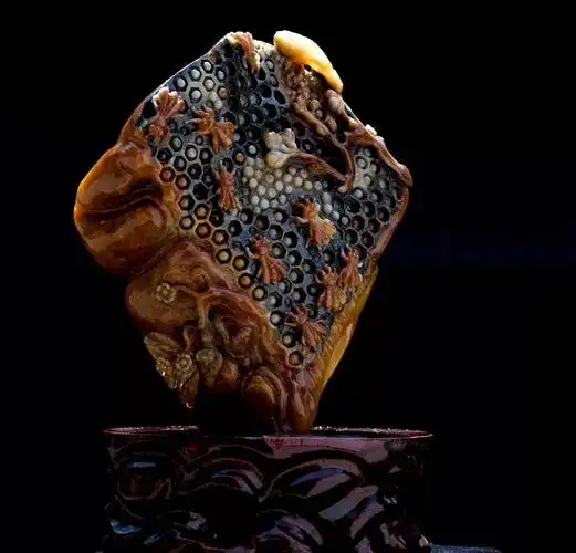 金寨之星王建国一个能叫金寨玉大放异彩的玉雕大师