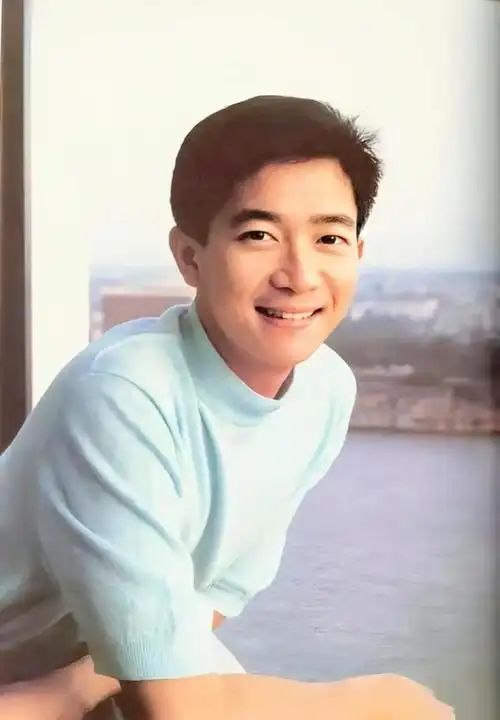 明星怀旧系列图片壁纸～陈百强