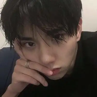 帅气正脸男生头像