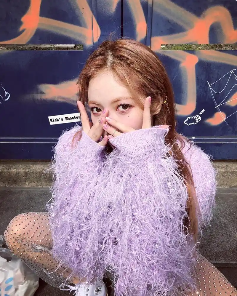 泫雅穿搭 马儿日常私服穿搭分享 包包|亚历山大·王 alexander wang