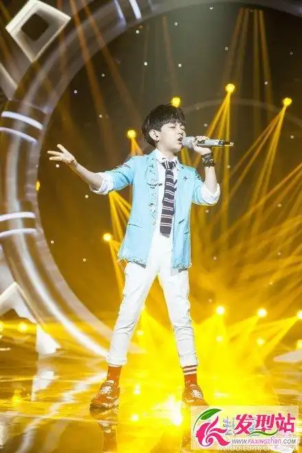 张铭浩个人资料|父母是谁家庭背景 中国新声代张铭浩《青春修炼手册》