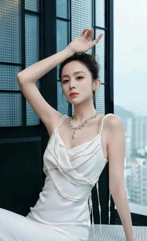 古力娜扎明星壁纸(50)|模特_网易订阅