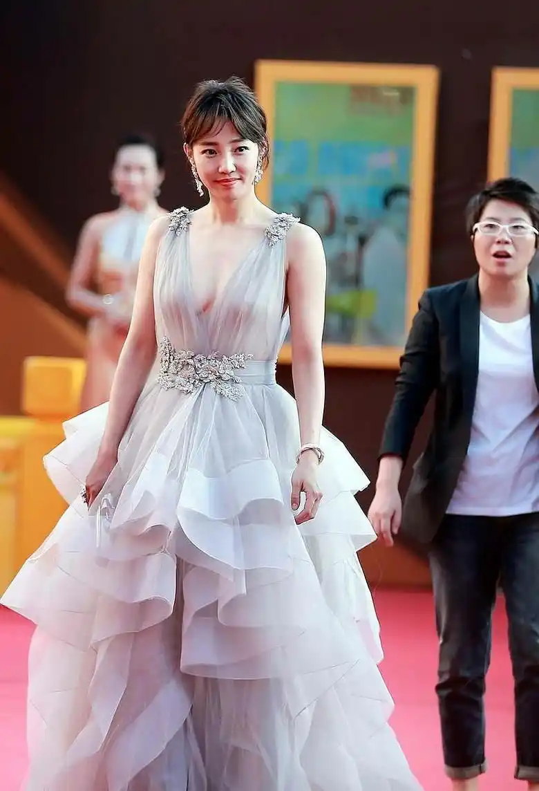 白百合这是真敢穿啊